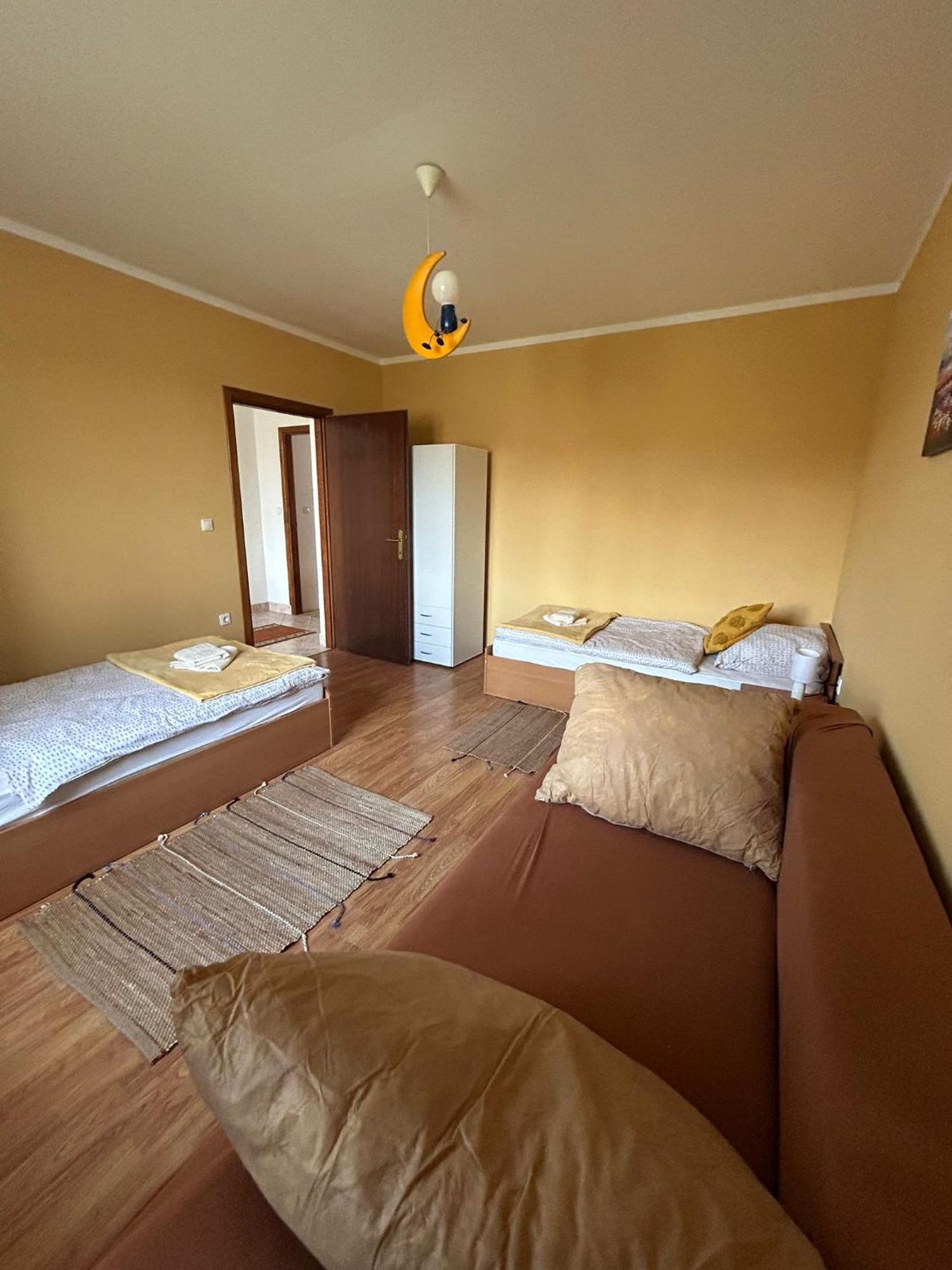 Domus Nostra Apartment Lovinac  Екстериор снимка