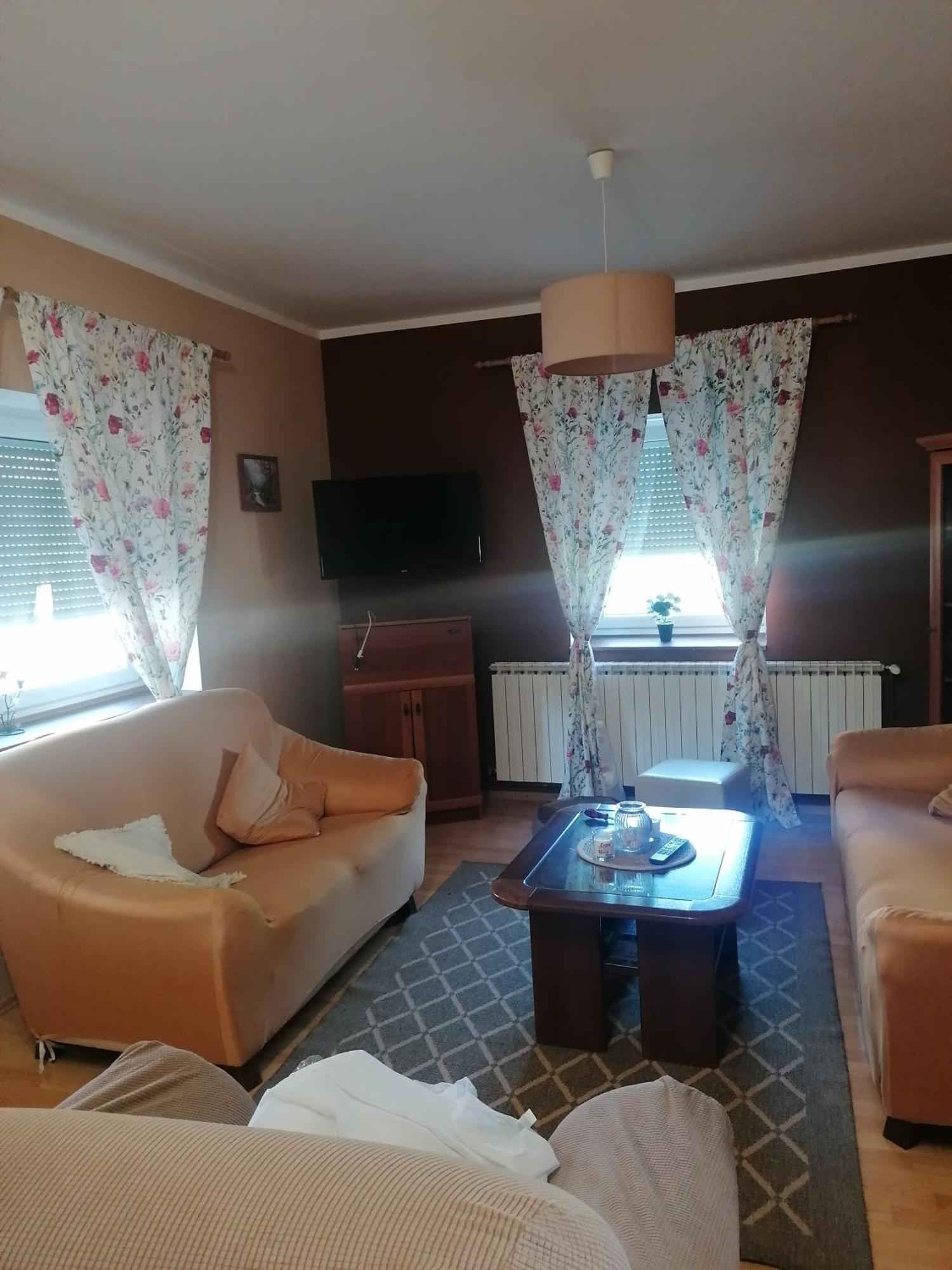 Domus Nostra Apartment Lovinac  Екстериор снимка